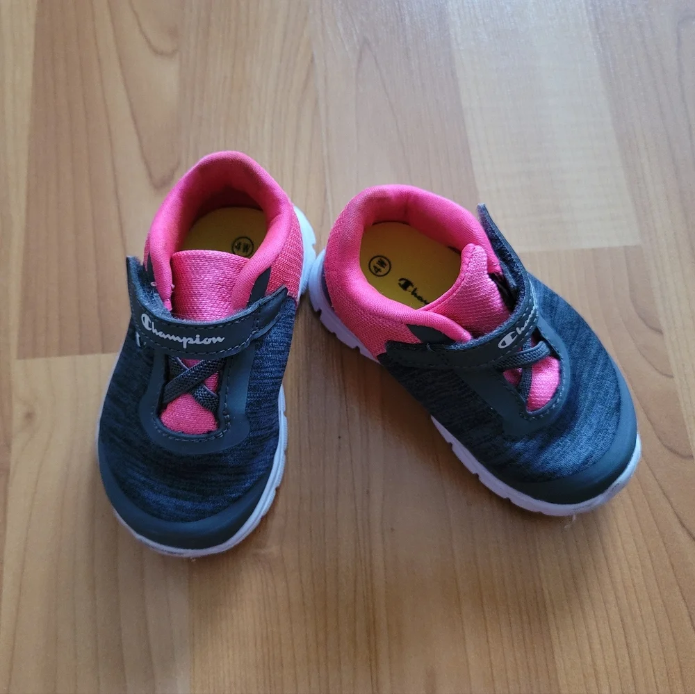 Champion Girls First Walking Shoes Sneaker Munchkin Pink Grey Active Size 4M